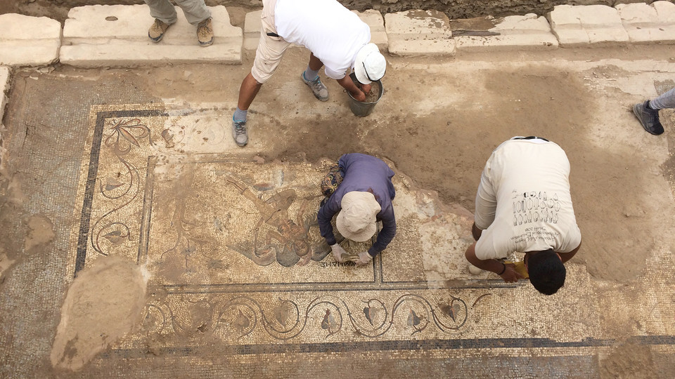 Nebraska team discovers ‘extraordinary’ Roman mosaic in Turkey